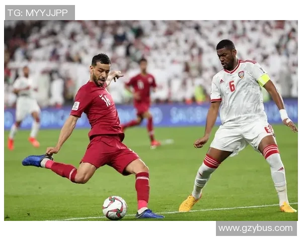 足球赛全场精彩回顾与战术分析球员表现与比分变化全景呈现